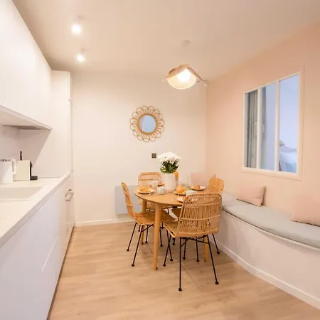 Appartement 2 Bed Flat - Hyper Centre St Tropez *