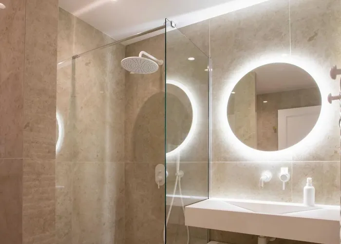 2 Bed Flat - Hyper Centre St Tropez Apartamento *